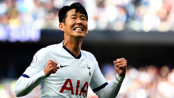 El Tottenham golea con un gran Son El Tottenham golea con un gran Son