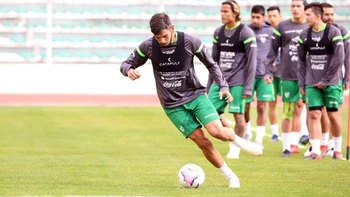 Blooming pidió a sus seleccionados que retornen para disputar el clásico Blooming pidió a sus seleccionados que retornen para disputar el clásico