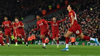 Liverpool elimina en los penales al Arsenal Liverpool elimina en los penales al Arsenal
