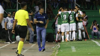 Oriente quebró la mala racha ante Blooming tras ganarle en el clásico por 2-1 Oriente quebró la mala racha ante Blooming tras ganarle en el clásico por 2-1