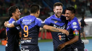 Wilstermann tropezó ante San José y se bajó de la cima del Clausura Wilstermann tropezó ante San José y se bajó de la cima del Clausura
