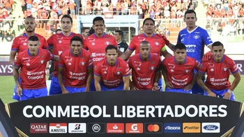 Wilstermann recibe este martes a Paranaense por la Copa Libertadores Wilstermann recibe este martes a Paranaense por la Copa Libertadores