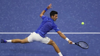 Djokovic se estrena en el Abierto de EEUU con cómoda victoria ante Dzumhur Djokovic se estrena en el Abierto de EEUU con cómoda victoria ante Dzumhur