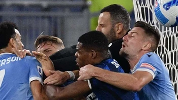 La Lazio amarga el regreso de su ex técnico Simone Inzaghi con el Inter La Lazio amarga el regreso de su ex técnico Simone Inzaghi con el Inter