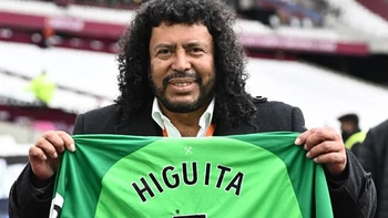 René Higuita, sobre el partido Bolivia-Colombia: “La altura existe, pero es más mental” (video) René Higuita, sobre el partido Bolivia-Colombia: “La altura existe, pero es más mental” (video)