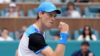 Sinner bate a Medvedev y pasa a sus primeras semifinales del Abierto de EEUU Sinner bate a Medvedev y pasa a sus primeras semifinales del Abierto de EEUU