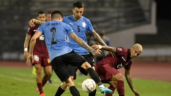 Un diezmado Uruguay visita a una Venezuela que busca recuperar el aire Un diezmado Uruguay visita a una Venezuela que busca recuperar el aire