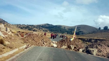 Ocho puntos de bloqueo se mantienen en el cuarto día de la protesta campesina Ocho puntos de bloqueo se mantienen en el cuarto día de la protesta campesina