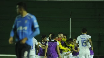 La noche de Ronaldo Sánchez en el triunfo de GV San José ante Blooming: 1-2 La noche de Ronaldo Sánchez en el triunfo de GV San José ante Blooming: 1-2
