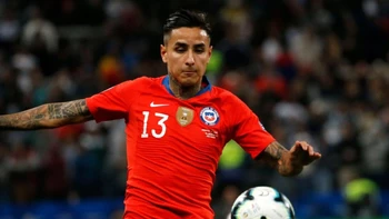 Erick Pulgar es baja en Chile para visitar a Argentina y pone la mira en Bolivia Erick Pulgar es baja en Chile para visitar a Argentina y pone la mira en Bolivia