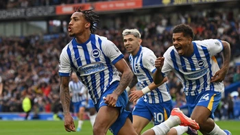 Manchester United perdió (2-1) en su visita al Brighton Manchester United perdió (2-1) en su visita al Brighton