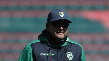 Así fue el primer entrenamiento de la selección boliviana en Villa Ingenio Así fue el primer entrenamiento de la selección boliviana en Villa Ingenio