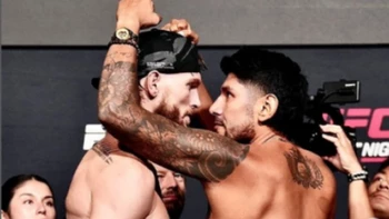 ‘Chicho’ Medina está listo: cumplió con el peso y el careo para su debut en la UFC (videos) ‘Chicho’ Medina está listo: cumplió con el peso y el careo para su debut en la UFC (videos)