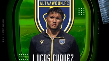 Lucas Chávez se va al fútbol de Arabia Saudita donde jugará contra Neymar y CR7 (video) Lucas Chávez se va al fútbol de Arabia Saudita donde jugará contra Neymar y CR7 (video)