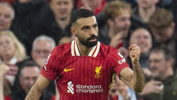 El Liverpool venció (2-1) al Brighton y asumió el liderato en la Premier League El Liverpool venció (2-1) al Brighton y asumió el liderato en la Premier League