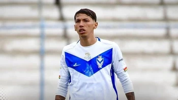 “No aguantamos más, que alisten la reserva para jugar frente a Wilstermann”, indica Ronaldo Sánchez “No aguantamos más, que alisten la reserva para jugar frente a Wilstermann”, indica Ronaldo Sánchez