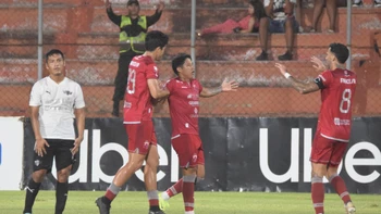 Guabirá se aferra a primera: victoria clave 3-1 sobre Wilstermann Guabirá se aferra a primera: victoria clave 3-1 sobre Wilstermann