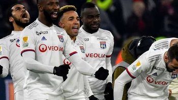 El Lyon pide "dar marcha atrás" en decisión de cancelar la Ligue 1 El Lyon pide "dar marcha atrás" en decisión de cancelar la Ligue 1
