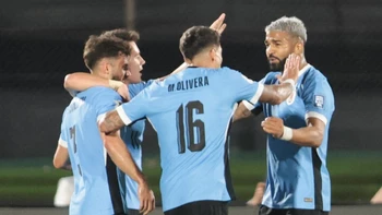 Dramático triunfo de Uruguay sobre Colombia por 3-2, en los descuentos Dramático triunfo de Uruguay sobre Colombia por 3-2, en los descuentos