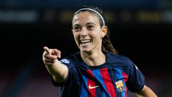 La Balón de Oro Aitana Bonmatí renueva con el Barcelona hasta 2028 (video) La Balón de Oro Aitana Bonmatí renueva con el Barcelona hasta 2028 (video)