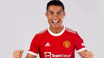 Los 10 de futbolistas que más ganan en el mundo: Cristiano encabeza la lista Los 10 de futbolistas que más ganan en el mundo: Cristiano encabeza la lista
