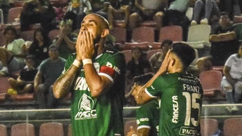 Oriente Petrolero entró en paro, con el clásico cruceño a la vuelta de la esquina Oriente Petrolero entró en paro, con el clásico cruceño a la vuelta de la esquina