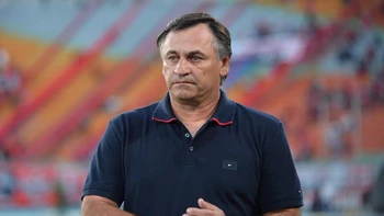 Carlos Bustos dejó de ser director técnico de Blooming Carlos Bustos dejó de ser director técnico de Blooming
