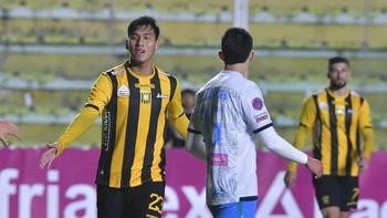 Goleada (8-0) agridulce de The Strongest a San Antonio, porque quedó sin chance de ganar el Clausura Goleada (8-0) agridulce de The Strongest a San Antonio, porque quedó sin chance de ganar el Clausura