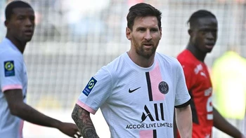 Sorpresiva derrota (2-0) del PSG ante el Rennes, con Messi incluido Sorpresiva derrota (2-0) del PSG ante el Rennes, con Messi incluido