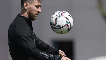 "Tuve la esperanza de que Messi jugara gratis", dice el presidente del Barcelona "Tuve la esperanza de que Messi jugara gratis", dice el presidente del Barcelona