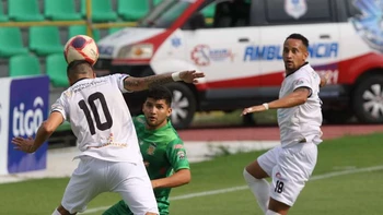 Torre Fuerte ganó la primera fase de la Copa Simón Bolívar Torre Fuerte ganó la primera fase de la Copa Simón Bolívar