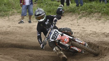 Brandon Guzmán y Roberto Callejas mandan en el motociclismo nacional Brandon Guzmán y Roberto Callejas mandan en el motociclismo nacional