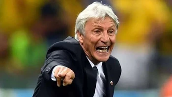 Venezuela eligió a Pékerman como su nuevo DT; debutará oficialmente ante Bolivia Venezuela eligió a Pékerman como su nuevo DT; debutará oficialmente ante Bolivia