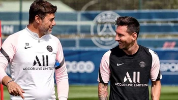 "Messi lo merece, no hay debate", sobre el Balón de Oro, según Pochettino "Messi lo merece, no hay debate", sobre el Balón de Oro, según Pochettino