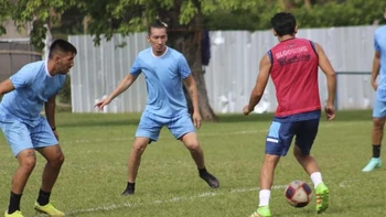 Blooming tratará de practicar un fútbol intenso frente a Nacional Potosí Blooming tratará de practicar un fútbol intenso frente a Nacional Potosí