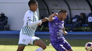 Futbolistas decidieron no parar el torneo de la División Profesional Futbolistas decidieron no parar el torneo de la División Profesional