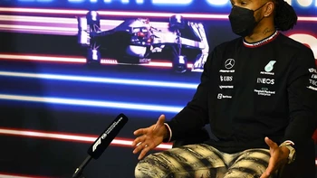 Hamilton anticipa una pugna "increíblemente difícil" por título de Fórmula 1 Hamilton anticipa una pugna "increíblemente difícil" por título de Fórmula 1