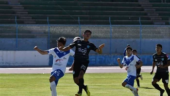 Aurora goleó al descendido San José en Oruro (1-4) Aurora goleó al descendido San José en Oruro (1-4)