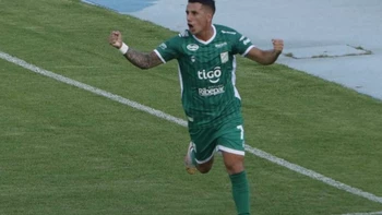 Oriente derrotó a Aurora (1-2) en Cochabamba y sueña con la Libertadores Oriente derrotó a Aurora (1-2) en Cochabamba y sueña con la Libertadores