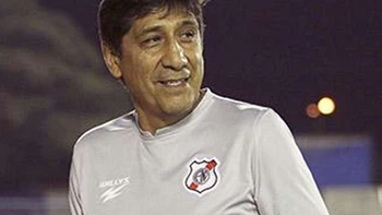 Alberto Illanes renunció a la dirección técnica de Nacional Potosí Alberto Illanes renunció a la dirección técnica de Nacional Potosí