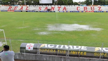 El partido entre Real Santa Cruz y Universitario fue reprogramado para este domingo El partido entre Real Santa Cruz y Universitario fue reprogramado para este domingo