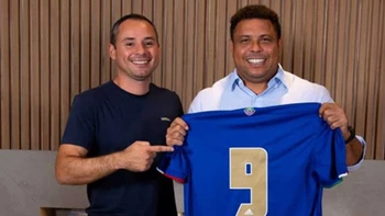 La llegada de Ronaldo al Cruzeiro puede generar una ola de despidos La llegada de Ronaldo al Cruzeiro puede generar una ola de despidos
