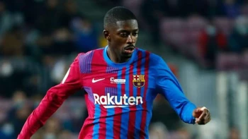 Dembélé, Umtiti y Gavi, tres positivos más por Covid-19 en el Barcelona Dembélé, Umtiti y Gavi, tres positivos más por Covid-19 en el Barcelona