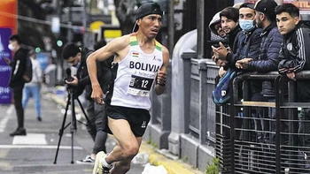 Cinco bolivianos participan hoy en la Corrida de San Silvestre Cinco bolivianos participan hoy en la Corrida de San Silvestre