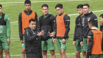 Cinco jugadores se sumarán a la selección boliviana este lunes Cinco jugadores se sumarán a la selección boliviana este lunes