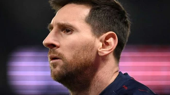 Messi da negativo al Covid-19 y regresa a París Messi da negativo al Covid-19 y regresa a París
