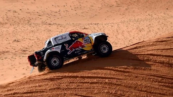 El sudafricano Lategan se impuso la quinta etapa del Dakar en autos El sudafricano Lategan se impuso la quinta etapa del Dakar en autos