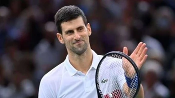 Djokovic contraataca y pide entrenarse para el Open de Australia Djokovic contraataca y pide entrenarse para el Open de Australia