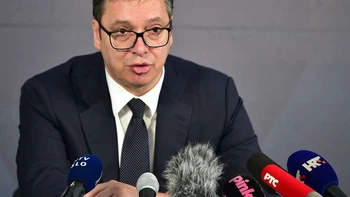 El presidente de Serbia acusa al primer ministro australiano de "maltratar" a Djokovic El presidente de Serbia acusa al primer ministro australiano de "maltratar" a Djokovic