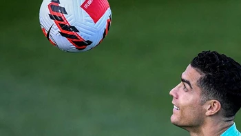 Cristiano Ronaldo compra reloj de lujo valorado en 970.000 dólares Cristiano Ronaldo compra reloj de lujo valorado en 970.000 dólares